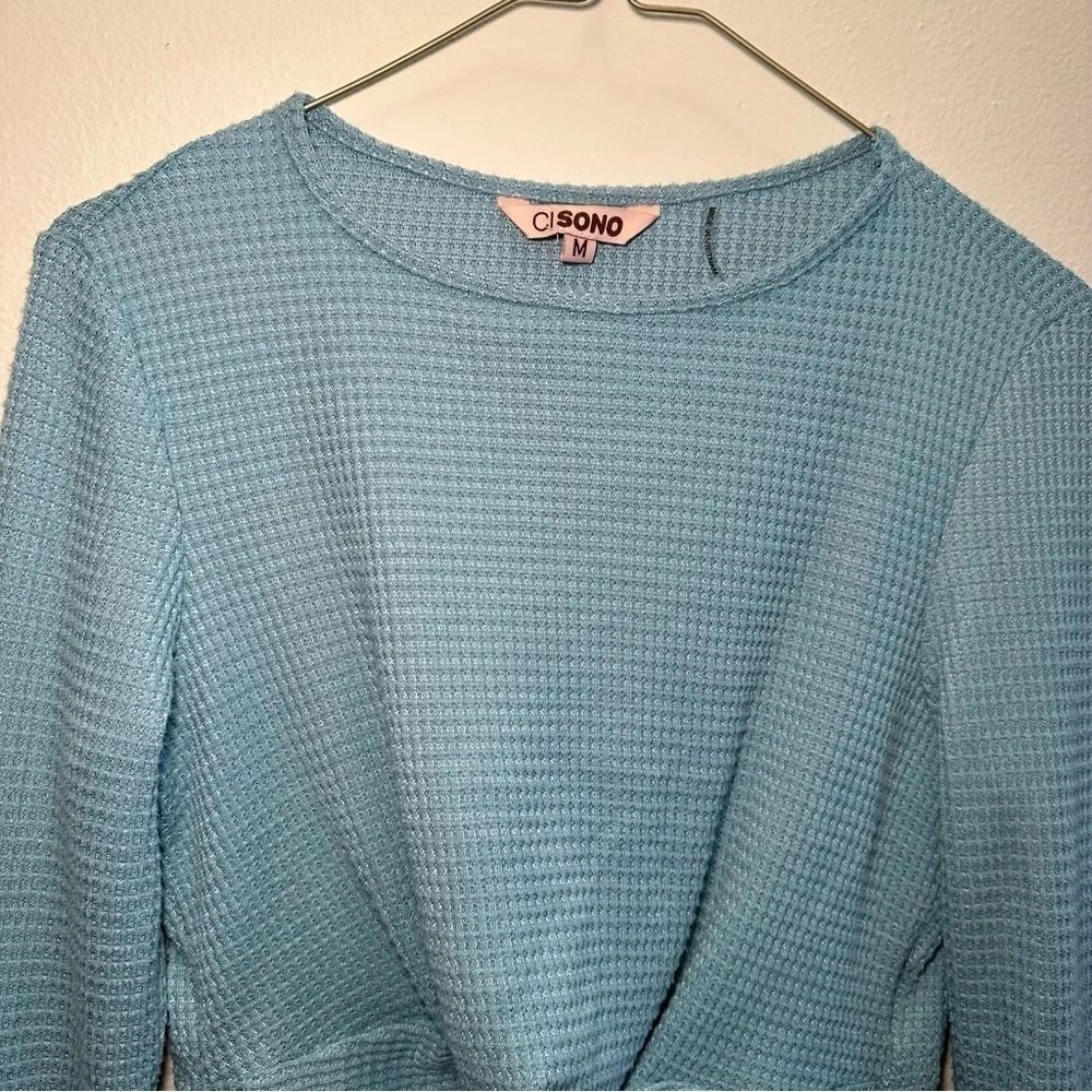 Nana Macs Blue Crop Top Size Medium - Picture 3 of 9